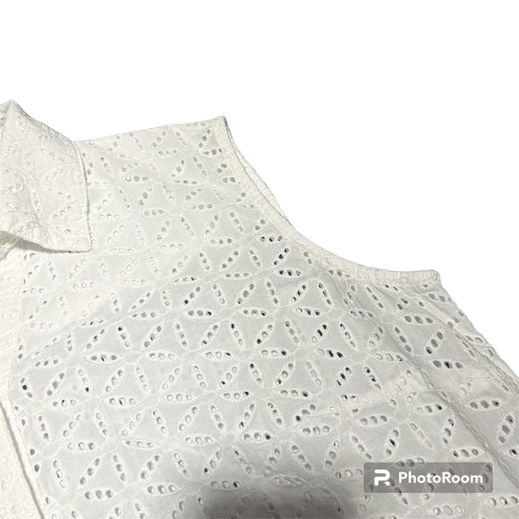 ✨3/$20✨ Alia Petite Women’s White Sleeveless Collared Top - Picture 4 of 8